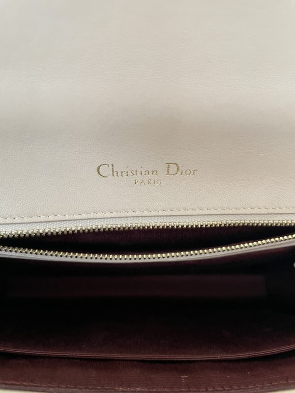 Dior Diorama Beige Shiny Medium - Image 5