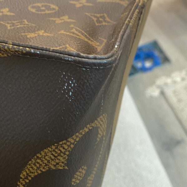 Louis Vuitton Reverse Monogram Giant Onthego GM - Image 6