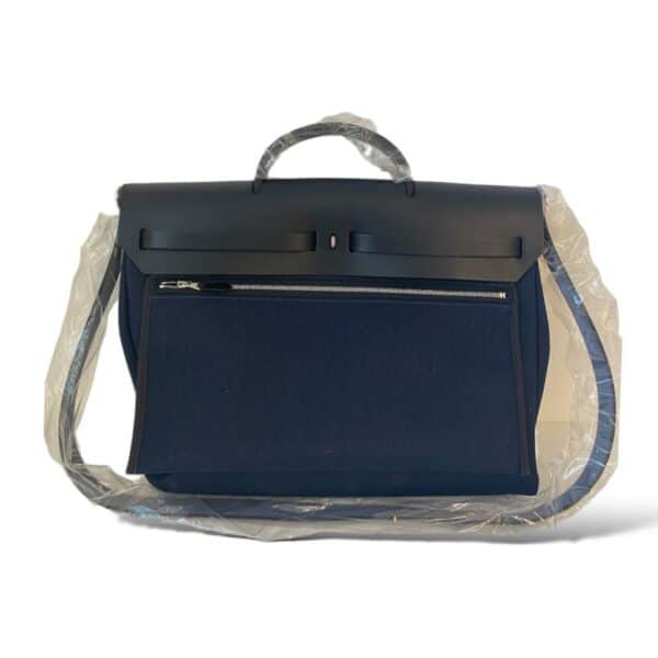 Hermes Herbag Messenger 39 Denim Jeans, Black PHW - Image 2