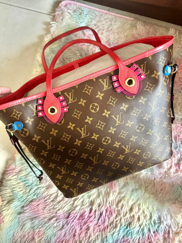 Louis Vuitton Monogram Totem Neo Neverfull MM Flamingo Bag - Image 3
