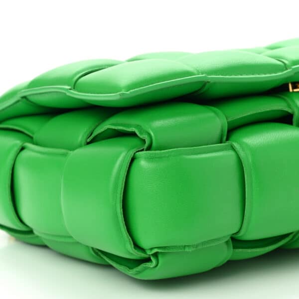 Bottega Veneta Green Padded Leather Chain Cassette Shoulder Bag - Image 3