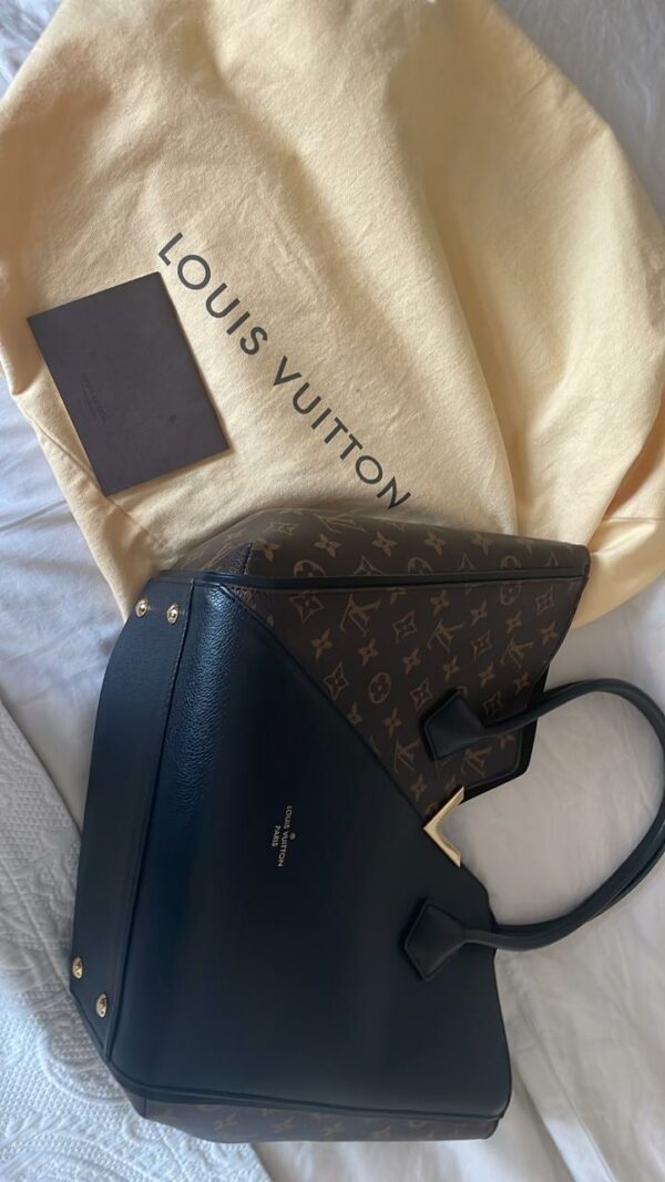 Louis Vuitton Monogram Canvas and Leather Kimono MM Bag - Image 4