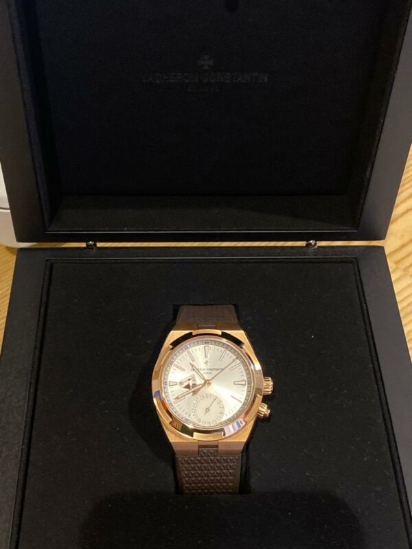 Vacheron Constantin 41mm 7920V/000R-B336 Rose Gold Case Rubber Strap - Image 3