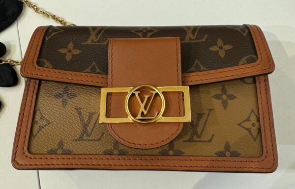 Louis Vuitton Dauphine Chain Wallet - Image 5