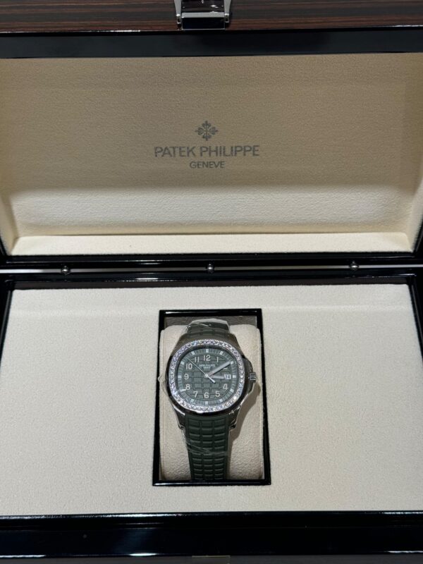 Patek Philippe Aquanaut Luce 38.8mm 5267/200A Khaki Green Dial Tropical Straps - Image 4