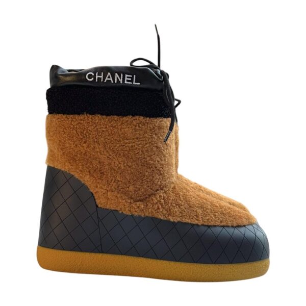 Chanel Tweed Shearling 39 EU Sheepskin Drawstring Snow Ankle Boots - Image 2