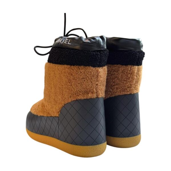 Chanel Tweed Shearling 39 EU Sheepskin Drawstring Snow Ankle Boots - Image 3
