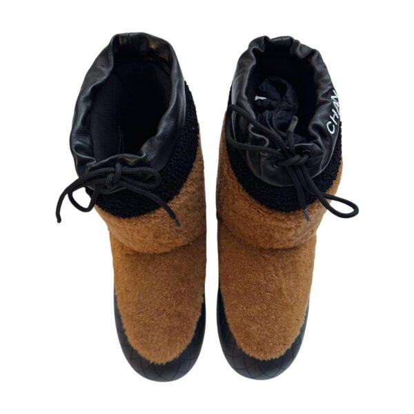 Chanel Tweed Shearling 39 EU Sheepskin Drawstring Snow Ankle Boots - Image 4