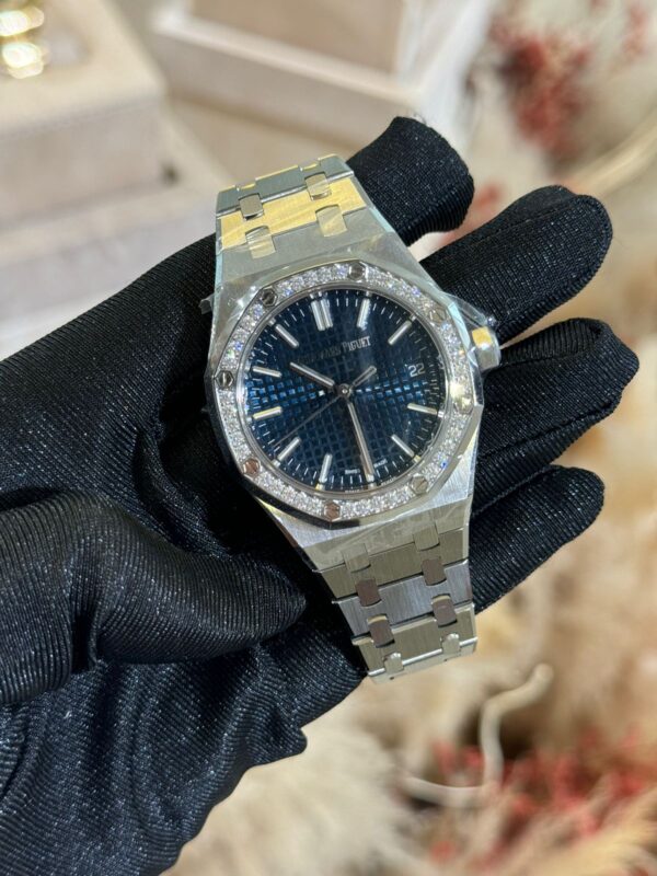 Audemars Piguet Royal Oak 37mm 15551ST.ZZ.1356ST.05 Stainless Steel “Bleu nuit nuage 50” Dial Diamonds Set Bezel - Image 2