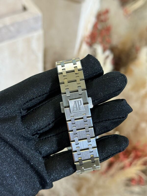 Audemars Piguet Royal Oak 37mm 15551ST.ZZ.1356ST.05 Stainless Steel “Bleu nuit nuage 50” Dial Diamonds Set Bezel - Image 3