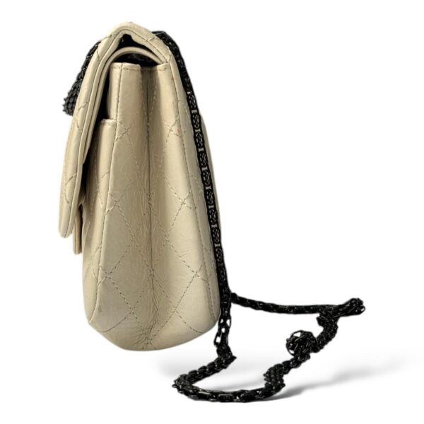 Chanel Aged Quilted Leather IvoryReissue 28cm Bag - Image 6