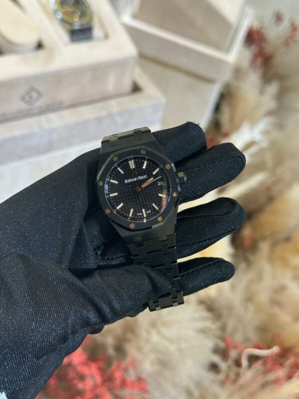 Audemars Piguet Royal Oak 34mm Ceramic 34mm 77350CE.OO.1266CE.03.A - Image 2