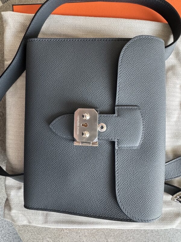 Hermes Sac a Depeches 21 Gris Misty Epsom PHW - Image 4