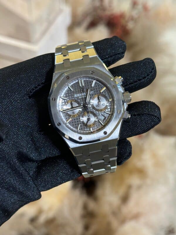 Audemars Piguet Royal Oak 38mm 26715ST.OO.1356ST.02 Stainless Steel Grey Dial - Image 2