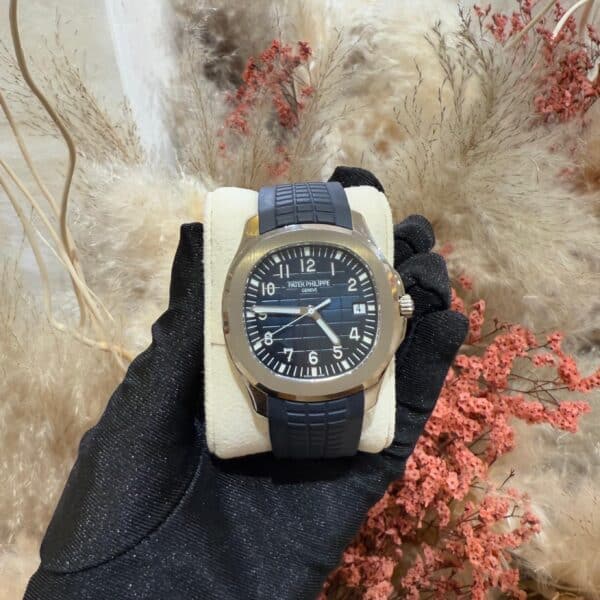 Patek Philippe Aquanaut 42.2mm 5168G White Gold Blue Embossed Dial Blue Composite Strap ''Midnight Blue'' - Image 2