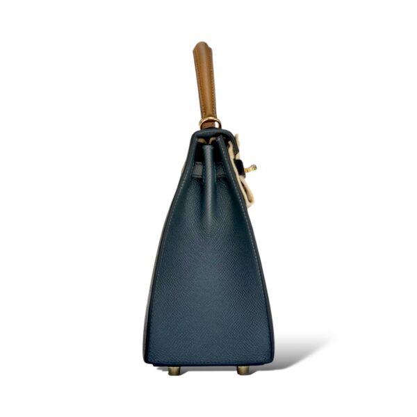 Hermes Kelly 25 Tricolor Gris Misty/Chai/Black Epsom PBHW - Image 3