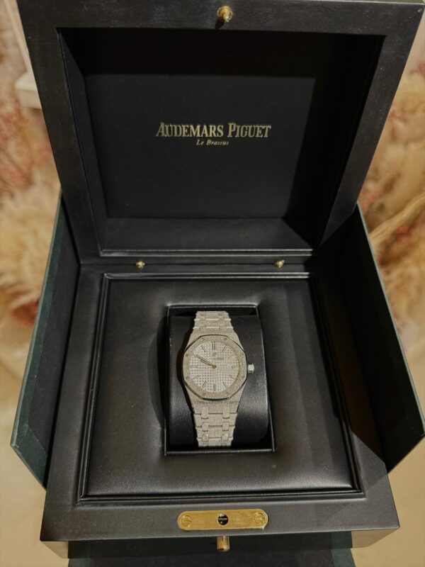 Audemars Piguet Royal Oak Quartz 33mm Ladies Watch 67653BC.GG.1263BC.01 - Image 4